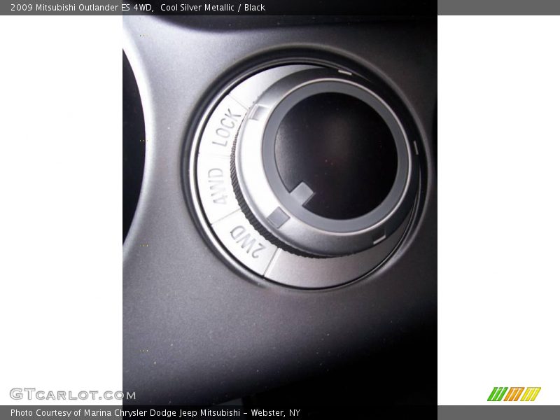 Cool Silver Metallic / Black 2009 Mitsubishi Outlander ES 4WD