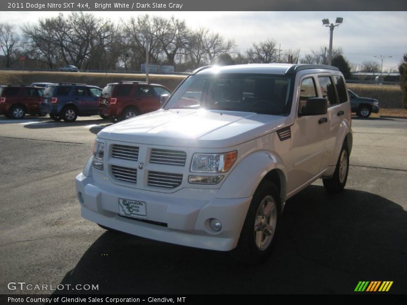 Bright White / Dark Slate Gray 2011 Dodge Nitro SXT 4x4