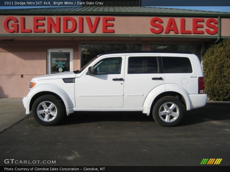Bright White / Dark Slate Gray 2011 Dodge Nitro SXT 4x4