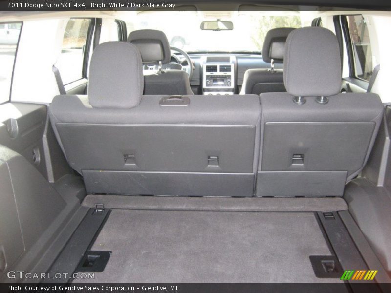 Bright White / Dark Slate Gray 2011 Dodge Nitro SXT 4x4
