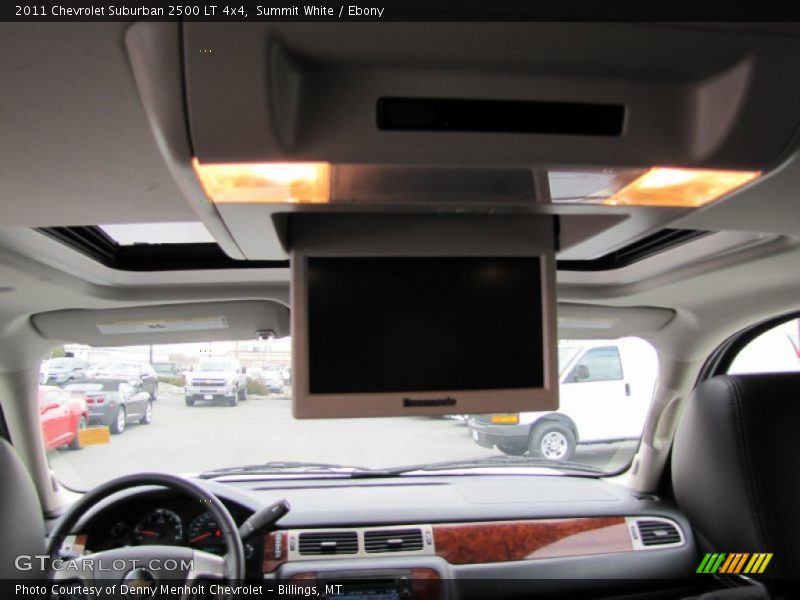 Summit White / Ebony 2011 Chevrolet Suburban 2500 LT 4x4