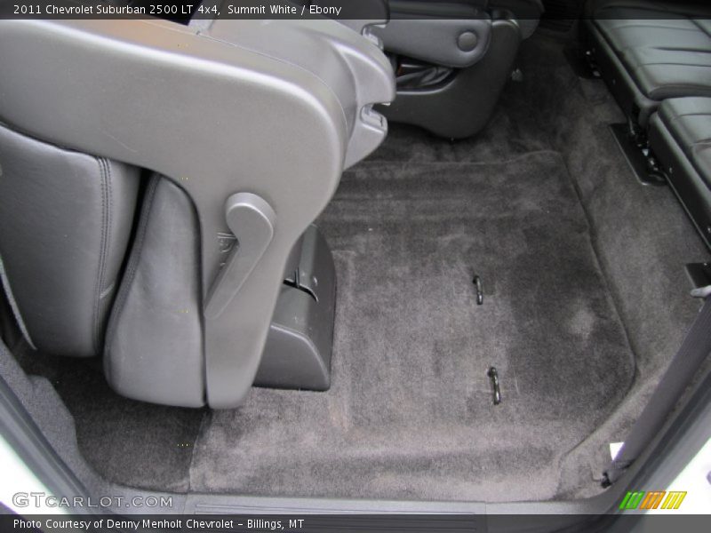 Summit White / Ebony 2011 Chevrolet Suburban 2500 LT 4x4