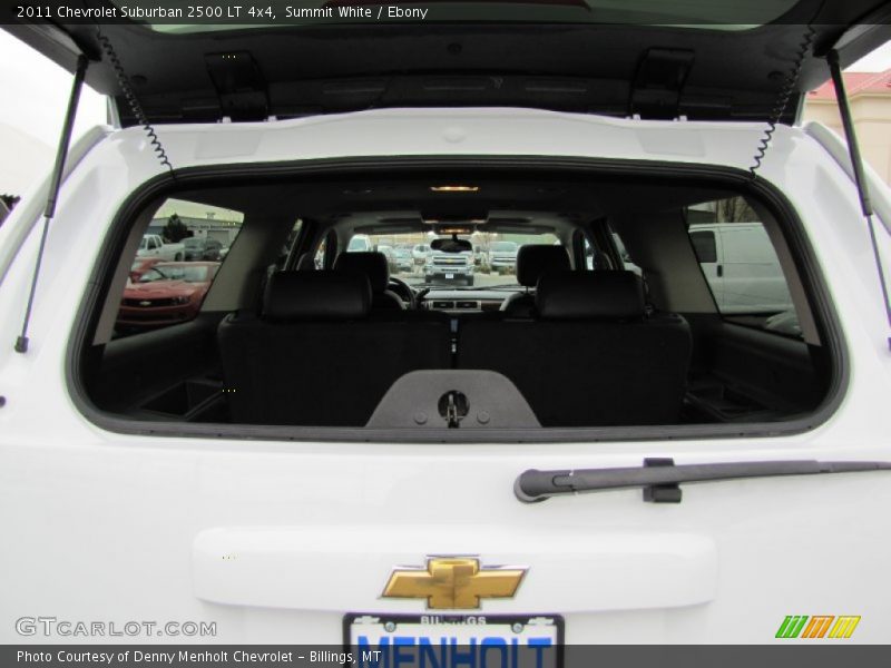 Summit White / Ebony 2011 Chevrolet Suburban 2500 LT 4x4