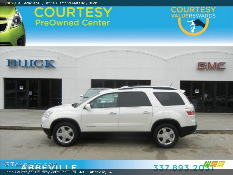 White Diamond Metallic / Brick 2007 GMC Acadia SLT