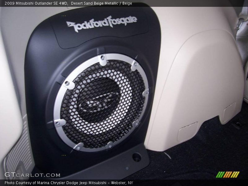 Desert Sand Beige Metallic / Beige 2009 Mitsubishi Outlander SE 4WD