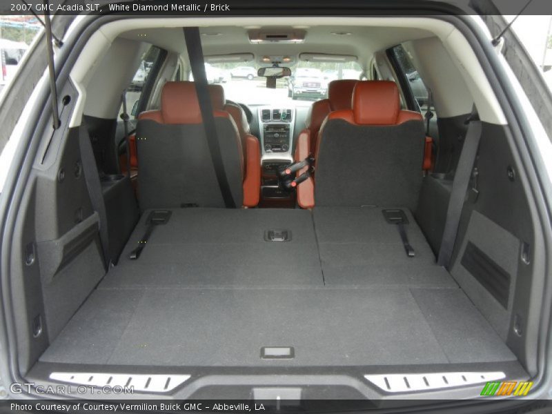 White Diamond Metallic / Brick 2007 GMC Acadia SLT