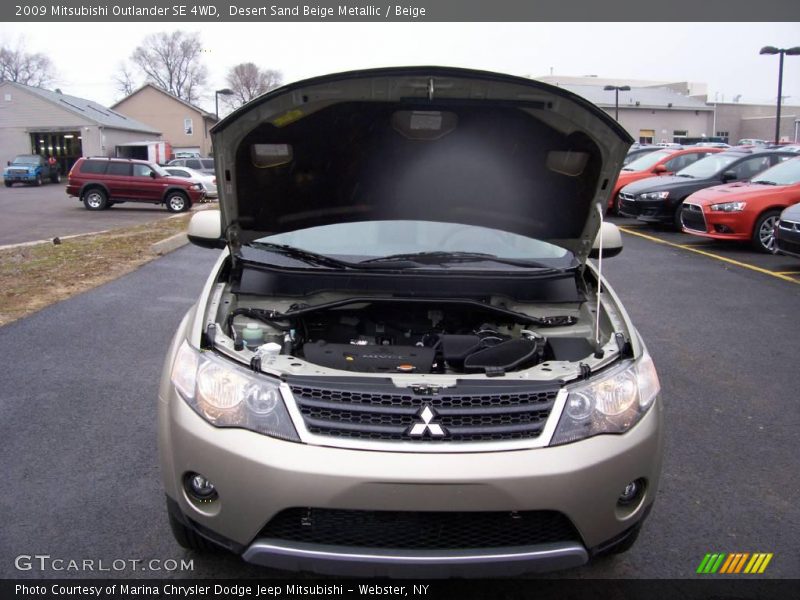 Desert Sand Beige Metallic / Beige 2009 Mitsubishi Outlander SE 4WD