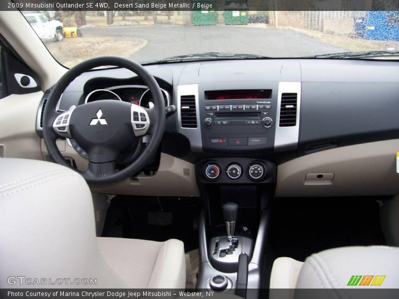 Desert Sand Beige Metallic / Beige 2009 Mitsubishi Outlander SE 4WD