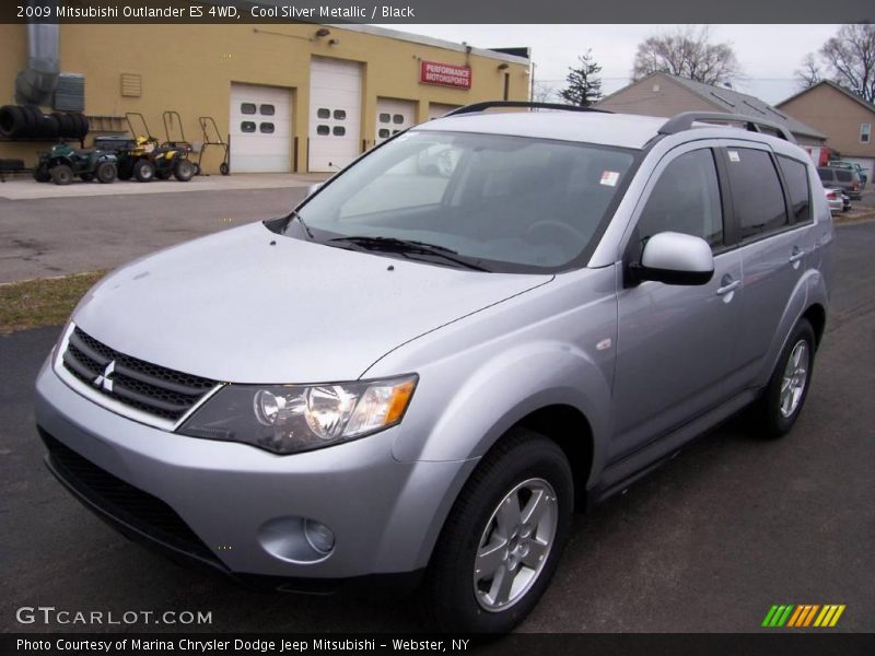 Cool Silver Metallic / Black 2009 Mitsubishi Outlander ES 4WD