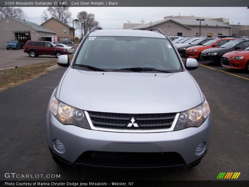 Cool Silver Metallic / Black 2009 Mitsubishi Outlander ES 4WD