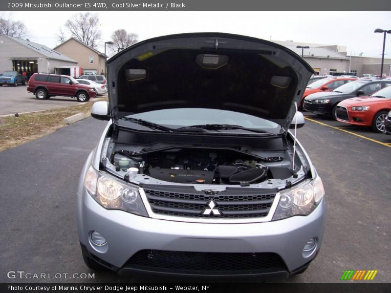 Cool Silver Metallic / Black 2009 Mitsubishi Outlander ES 4WD