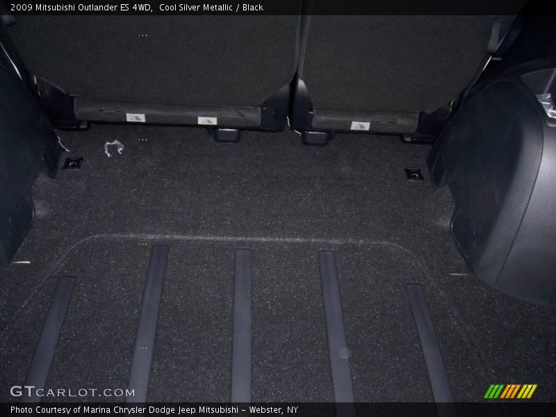 Cool Silver Metallic / Black 2009 Mitsubishi Outlander ES 4WD