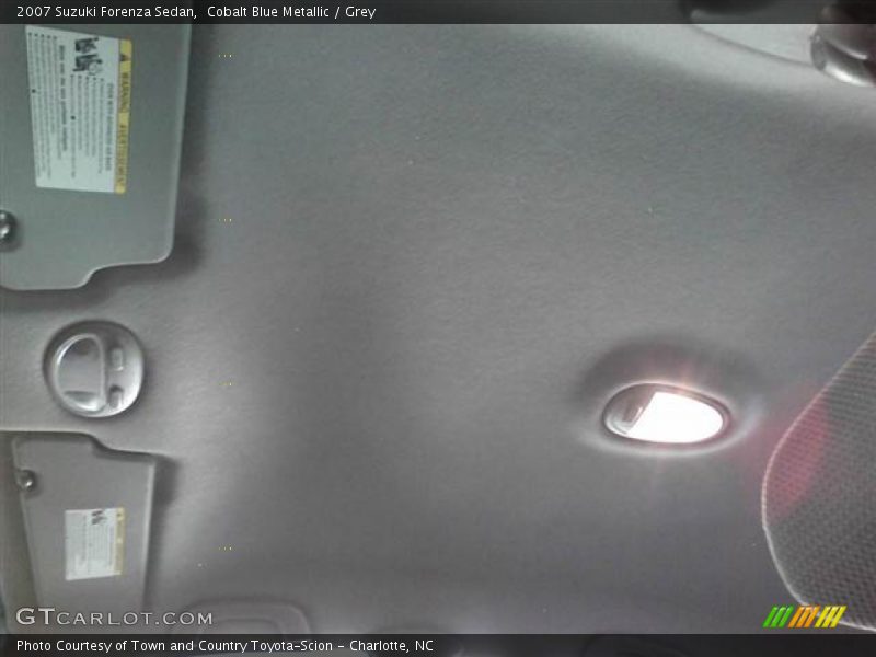 Cobalt Blue Metallic / Grey 2007 Suzuki Forenza Sedan