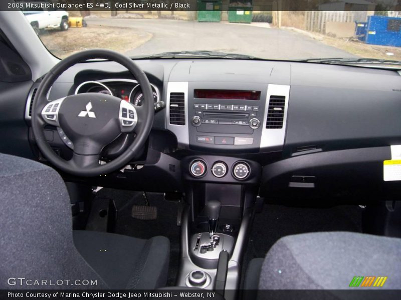 Cool Silver Metallic / Black 2009 Mitsubishi Outlander ES 4WD