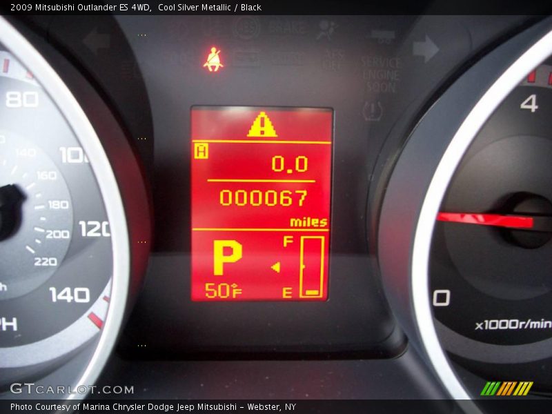 Cool Silver Metallic / Black 2009 Mitsubishi Outlander ES 4WD