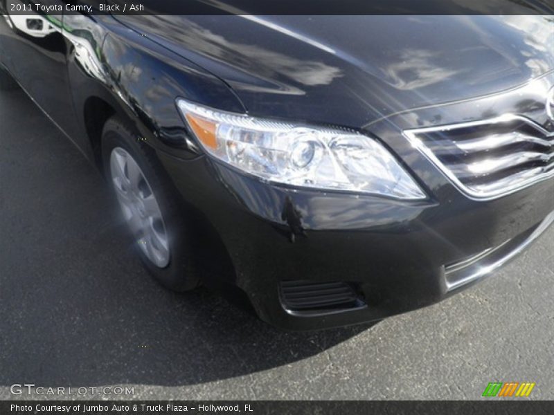 Black / Ash 2011 Toyota Camry