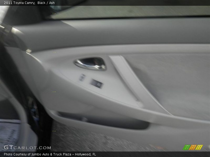 Black / Ash 2011 Toyota Camry
