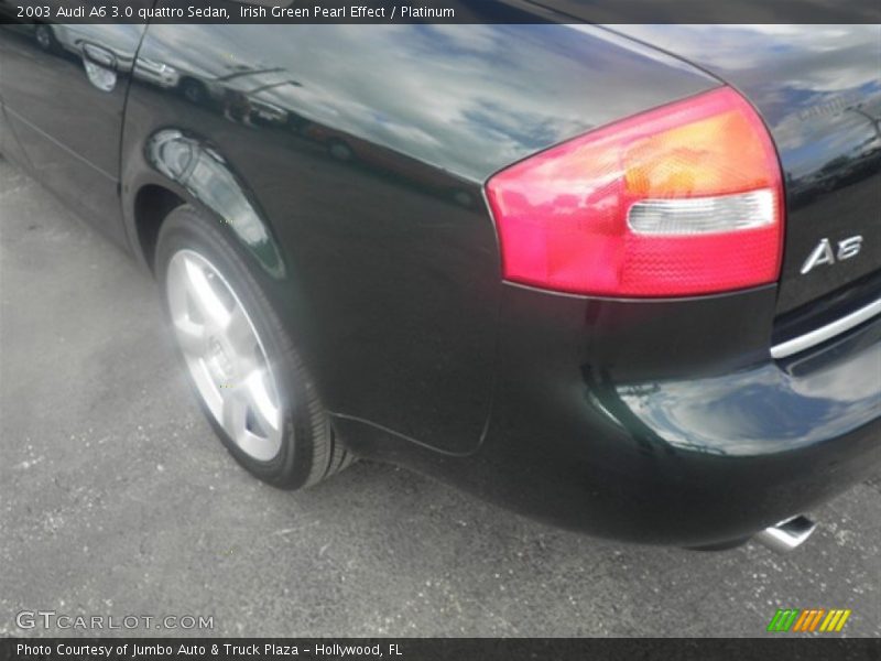Irish Green Pearl Effect / Platinum 2003 Audi A6 3.0 quattro Sedan