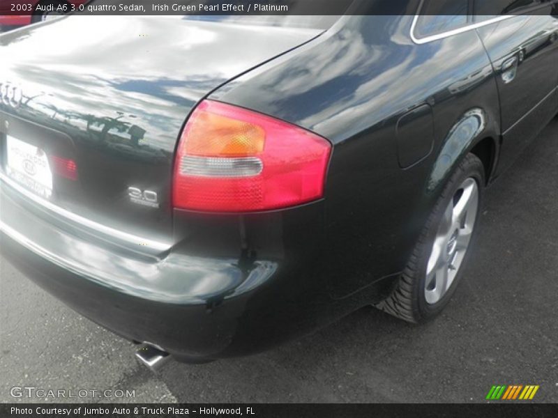 Irish Green Pearl Effect / Platinum 2003 Audi A6 3.0 quattro Sedan