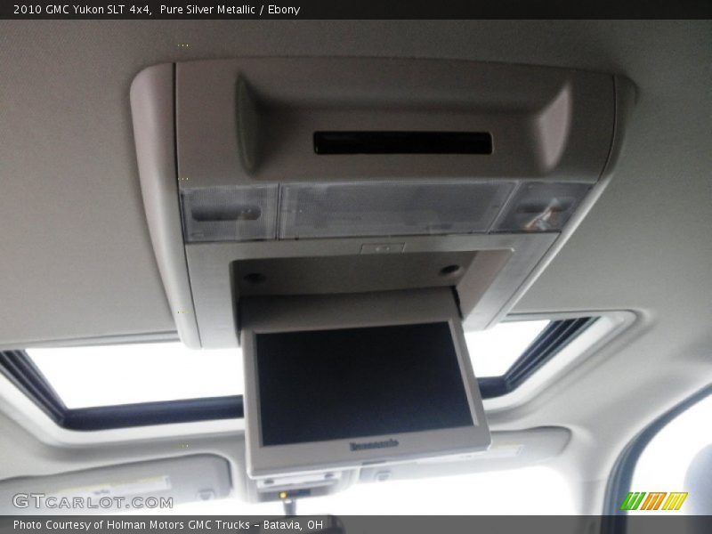 Pure Silver Metallic / Ebony 2010 GMC Yukon SLT 4x4