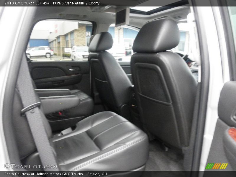 Pure Silver Metallic / Ebony 2010 GMC Yukon SLT 4x4