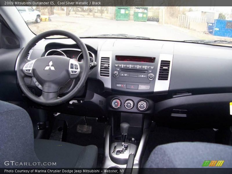 Cool Silver Metallic / Black 2009 Mitsubishi Outlander ES
