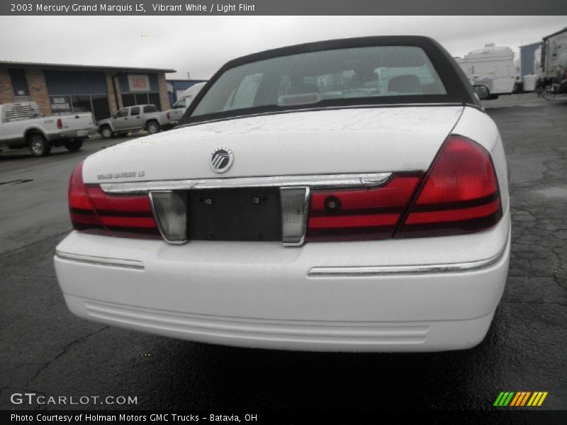 Vibrant White / Light Flint 2003 Mercury Grand Marquis LS