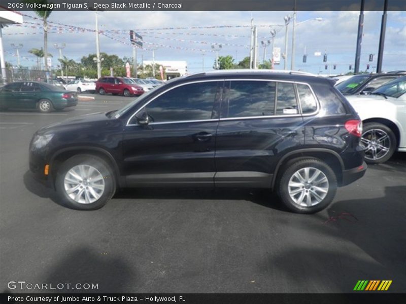 Deep Black Metallic / Charcoal 2009 Volkswagen Tiguan S