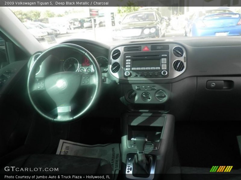 Deep Black Metallic / Charcoal 2009 Volkswagen Tiguan S