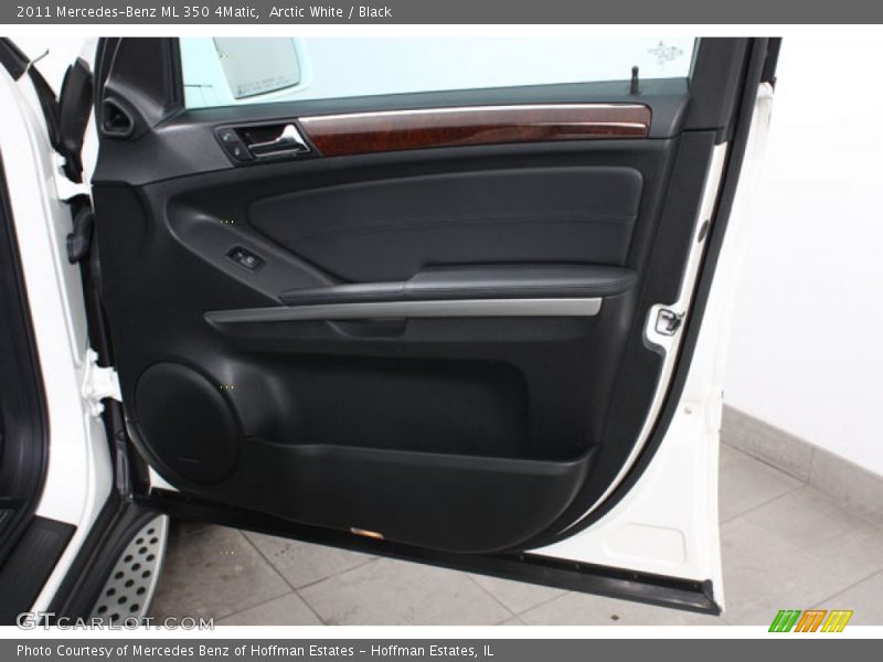 Arctic White / Black 2011 Mercedes-Benz ML 350 4Matic