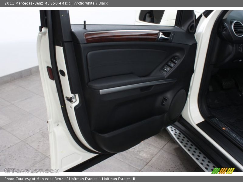 Arctic White / Black 2011 Mercedes-Benz ML 350 4Matic