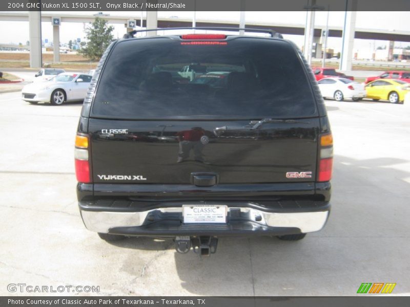 Onyx Black / Neutral/Shale 2004 GMC Yukon XL 1500 SLT