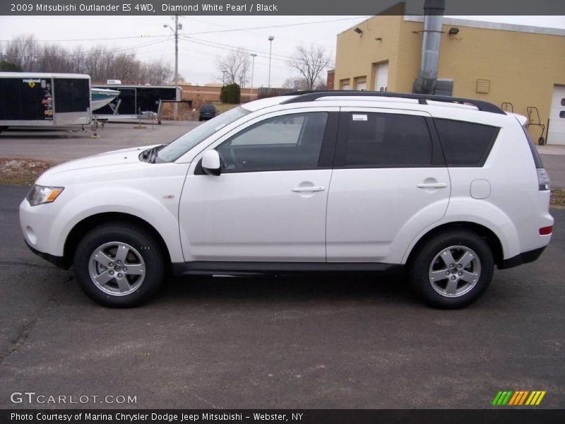 Diamond White Pearl / Black 2009 Mitsubishi Outlander ES 4WD