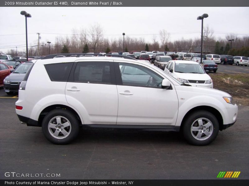 Diamond White Pearl / Black 2009 Mitsubishi Outlander ES 4WD