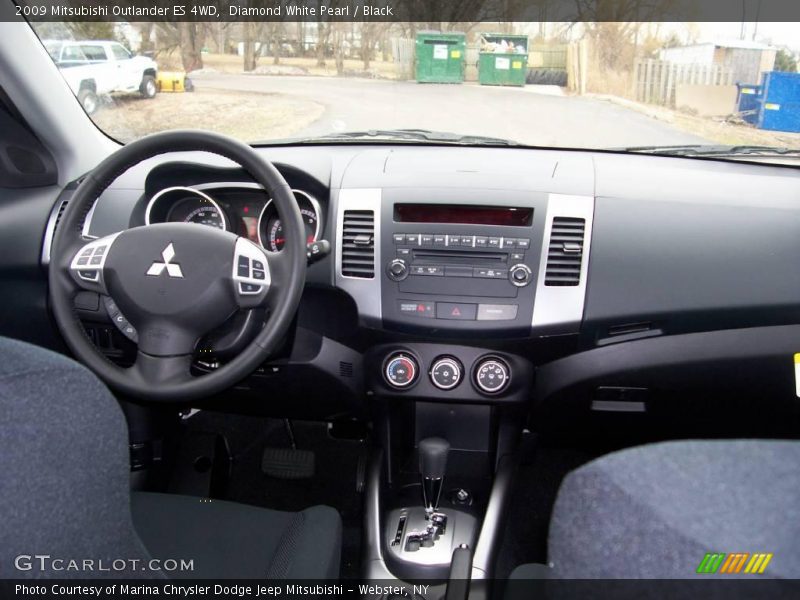 Diamond White Pearl / Black 2009 Mitsubishi Outlander ES 4WD
