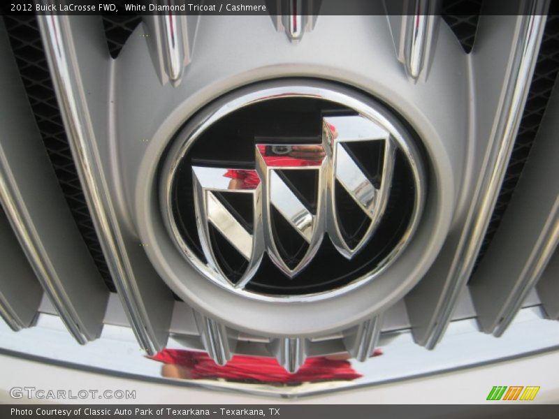 White Diamond Tricoat / Cashmere 2012 Buick LaCrosse FWD