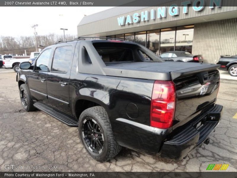 Black / Ebony 2007 Chevrolet Avalanche LTZ 4WD