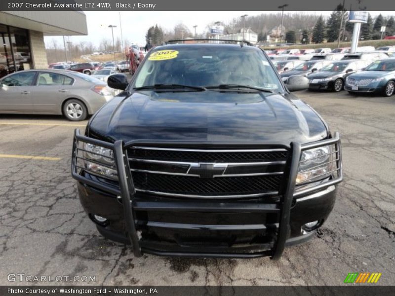 Black / Ebony 2007 Chevrolet Avalanche LTZ 4WD