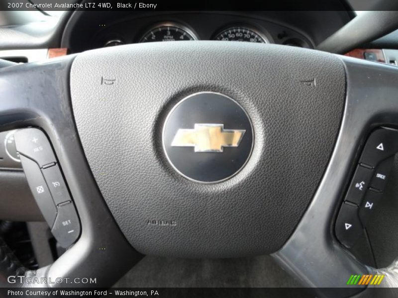 Black / Ebony 2007 Chevrolet Avalanche LTZ 4WD