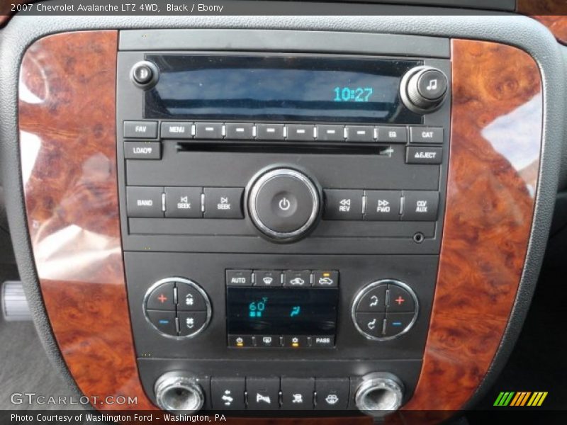 Black / Ebony 2007 Chevrolet Avalanche LTZ 4WD