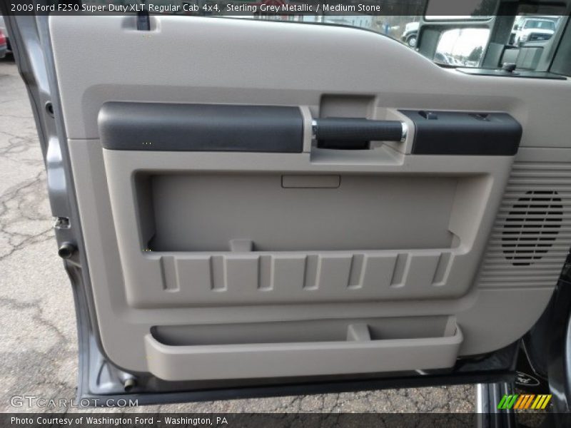 Sterling Grey Metallic / Medium Stone 2009 Ford F250 Super Duty XLT Regular Cab 4x4