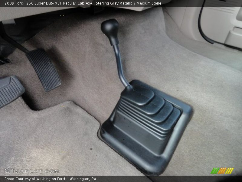 Sterling Grey Metallic / Medium Stone 2009 Ford F250 Super Duty XLT Regular Cab 4x4