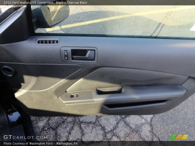 Black / Charcoal Black 2010 Ford Mustang V6 Convertible