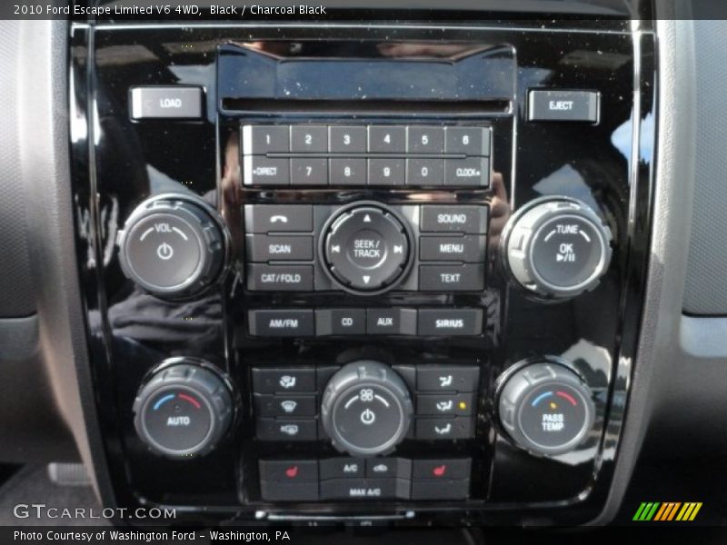 Black / Charcoal Black 2010 Ford Escape Limited V6 4WD