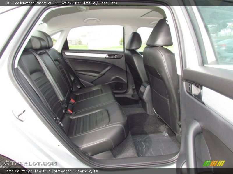 Reflex Silver Metallic / Titan Black 2012 Volkswagen Passat V6 SE