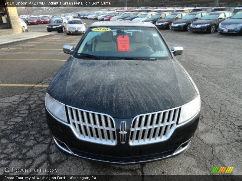 Atlantis Green Metallic / Light Camel 2010 Lincoln MKZ FWD