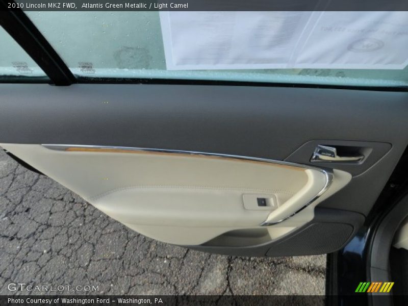 Atlantis Green Metallic / Light Camel 2010 Lincoln MKZ FWD