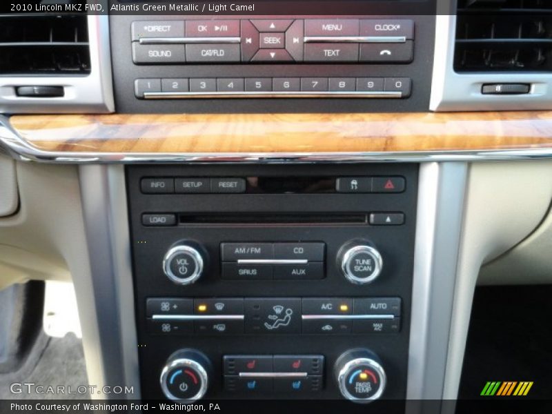Atlantis Green Metallic / Light Camel 2010 Lincoln MKZ FWD
