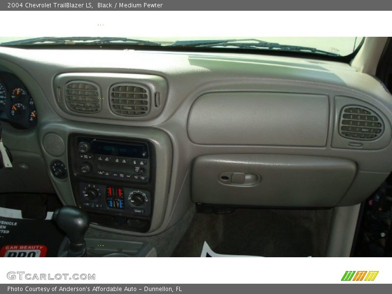 Black / Medium Pewter 2004 Chevrolet TrailBlazer LS