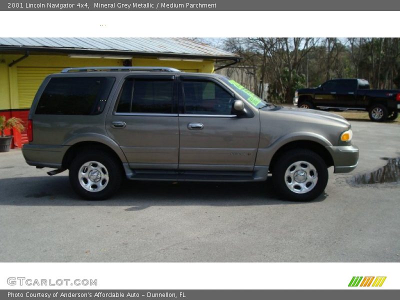 Mineral Grey Metallic / Medium Parchment 2001 Lincoln Navigator 4x4